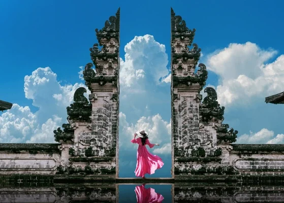 Photoshoot at Gate of Heaven